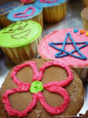 Cupcakes são a nova moda em bolinhos, podendo ser personalizados. Foto Flickr @Nono Fara Cupcakes são a nova moda em bolinhos, podendo ser personalizados