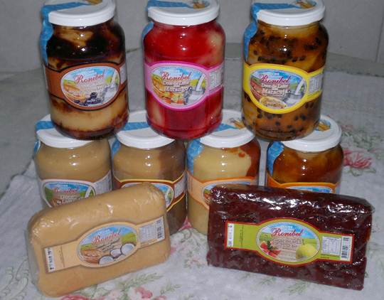 Doces mineiros. Foto: SABORES E IGUARIAS DE MINAS GERAIS @ queijosedocesvariados.blogspot.com.br Doces mineiros
