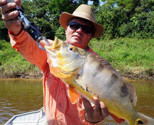 De acordo com pescadores do Brasil os três melhores lugares para uma boa pesca são: Barcelos, AM; Bragança Paulista, SP e Corumbá, MS. Foto Flickr @PESCARIA NO RIO GUAPORÉ - Barco Maanaim De acordo com pescadores do Brasil os três melhores lugares para uma boa pesca são: Barcelos, AM; Bragança Paulista, SP e Corumbá, MS