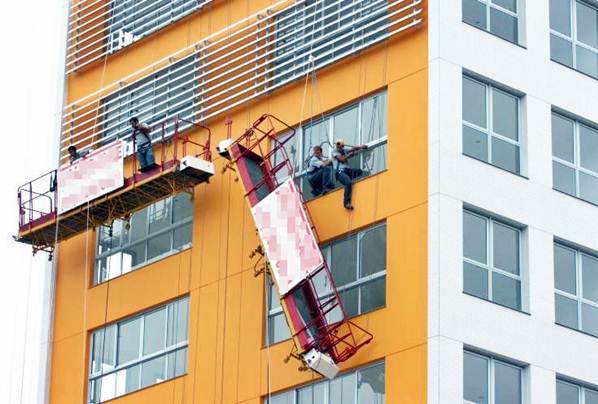 Os andaimes, independente do tipo, devem ser instalados de forma correta para evitar acidentes Os andaimes, independente do tipo, devem ser instalados de forma correta para evitar acidentes