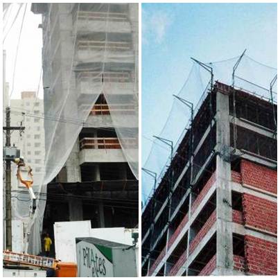 As telas de proteção para construção podem ser instaladas em toda a extesão do prédio ou somente no andar de obras As telas de proteção para construção podem ser instaladas em toda a extesão do prédio ou somente no andar de obras