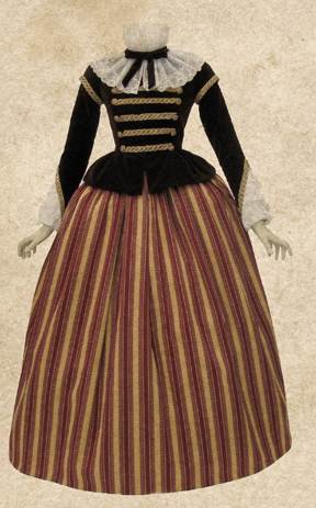 A era napoleônica foi marcado pelas golas volumosas. Foto Museu da Moda A era napoleônica foi marcado pelas golas volumosas