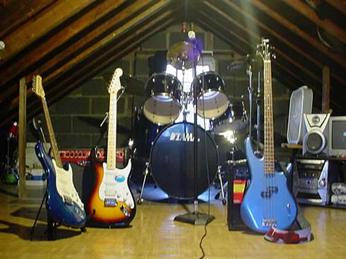 Instrumentos usados pelas bandas de música Instrumentos usados pelas bandas de música