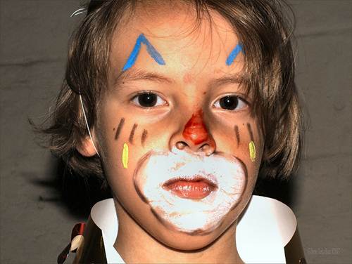 A pintura de rosto faz sucesso na festas infantis, principalmente entre as meninas. Foto Flickr @SantaRosa OLD SKOOL A pintura de rosto faz sucesso na festas infantis, principalmente entre as meninas