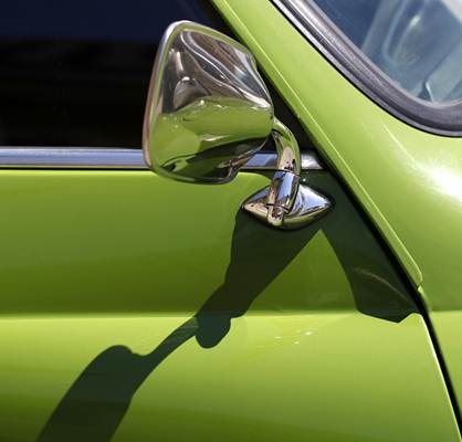 O setor automobilístico utiliza essa técnica para fins estéticos e de conservação. Foto Flickr @jenny downing O setor automobilístico utiliza essa técnica para fins estéticos e de conservação