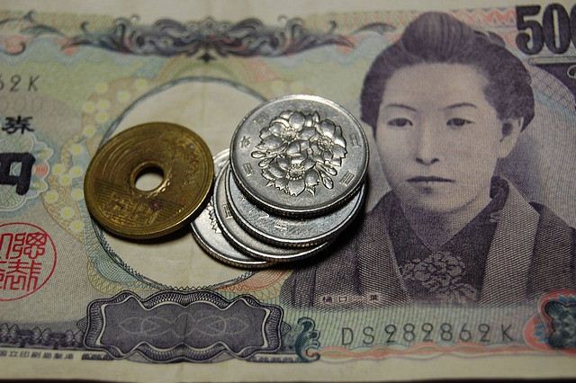 O iene, dinheiro do Japão, é uma das 11 moedas mais negociadas do Brasil. Foto Flickr @clcontato O iene, dinheiro do Japão, é uma das 11 moedas mais negociadas do Brasil