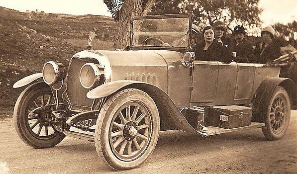 Automóvel antigo. Foto Flickr @CGoulao Automóvel antigo