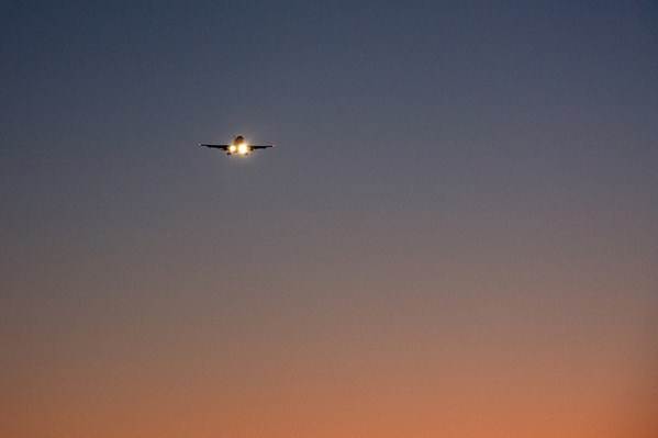 Para que o transporte aéreo funcione é preciso avaliar as condições naturais do tempo. Foto Flickr @nmorao Para que o transporte aéreo funcione é preciso avaliar as condições naturais do tempo