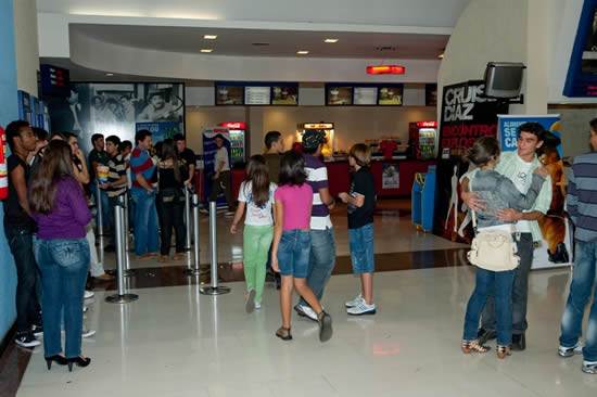 Entrada do cinemais uberaba