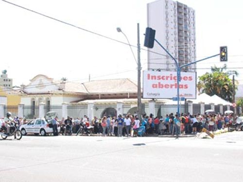 Dia de inscrições no Programa Minha Casa Minha Vida em Uberaba - Foto: Jornal da Manhã