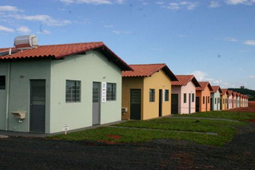 Casa do programa Minha Casa Minha Vida já entregues no bairro Copacabana - Foto: Site da Prefeitura Municipal - Cohagra