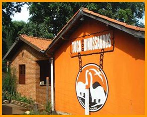 Hotel e Pousada Toca dos Dinossauros em Peirópolis Hotel e Pousada Toca dos Dinossauros em Peirópolis