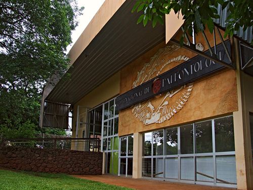 Centro de Pesquisa Rede Nacional de Paleontologia Peirópolis Centro de Pesquisa Rede Nacional de Paleontologia Peirópolis