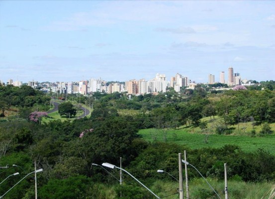 Vista do centro de Uberaba - Centro de Convenções CDL Hall - Foto: Anderson S. Matos Vista do centro de Uberaba - Centro de Convenções CDL Hall - Foto: Anderson S. Matos